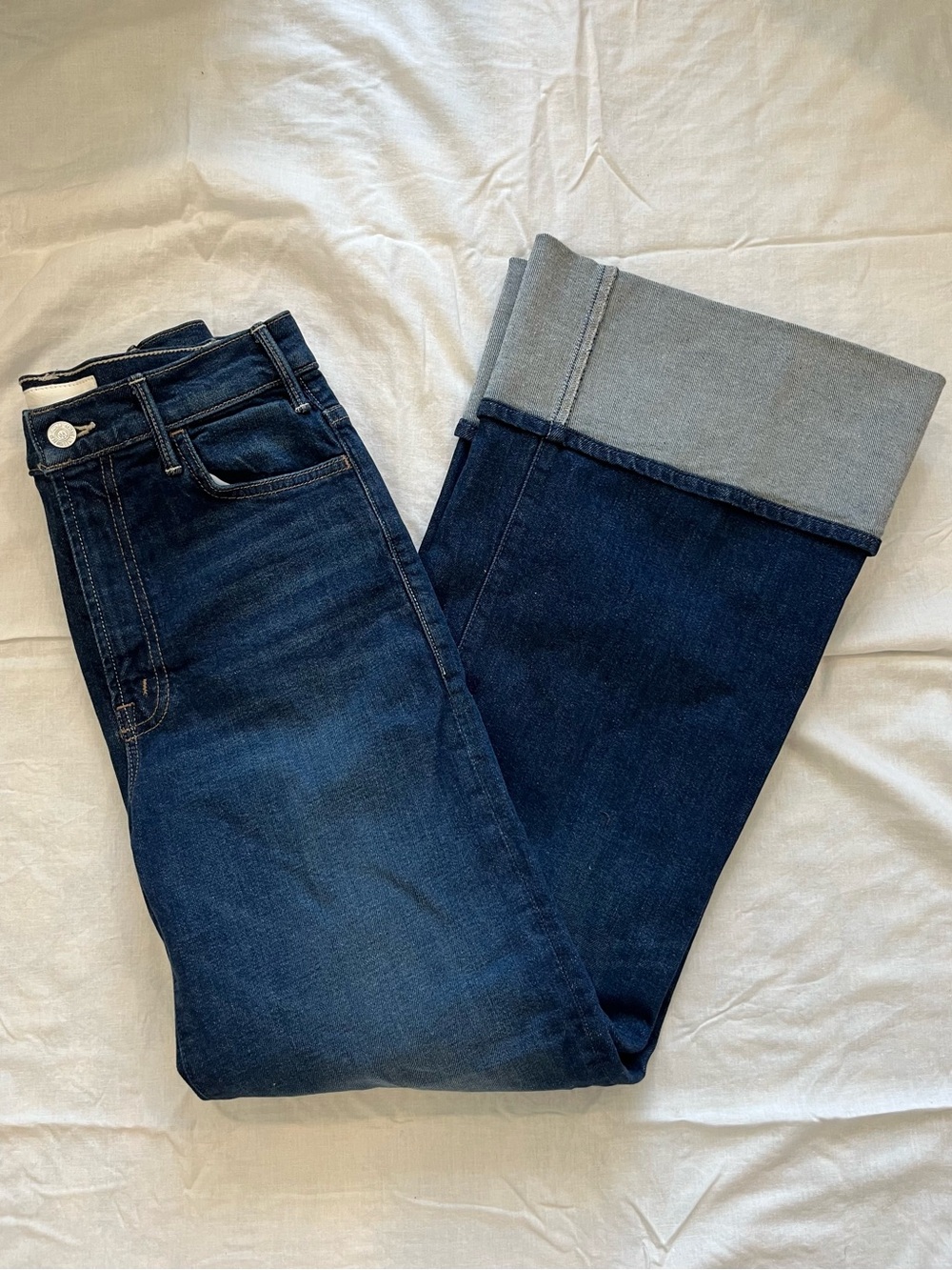 MOTHER Hustler Roller Sneak Cuff Jeans in Kicks And Rifts